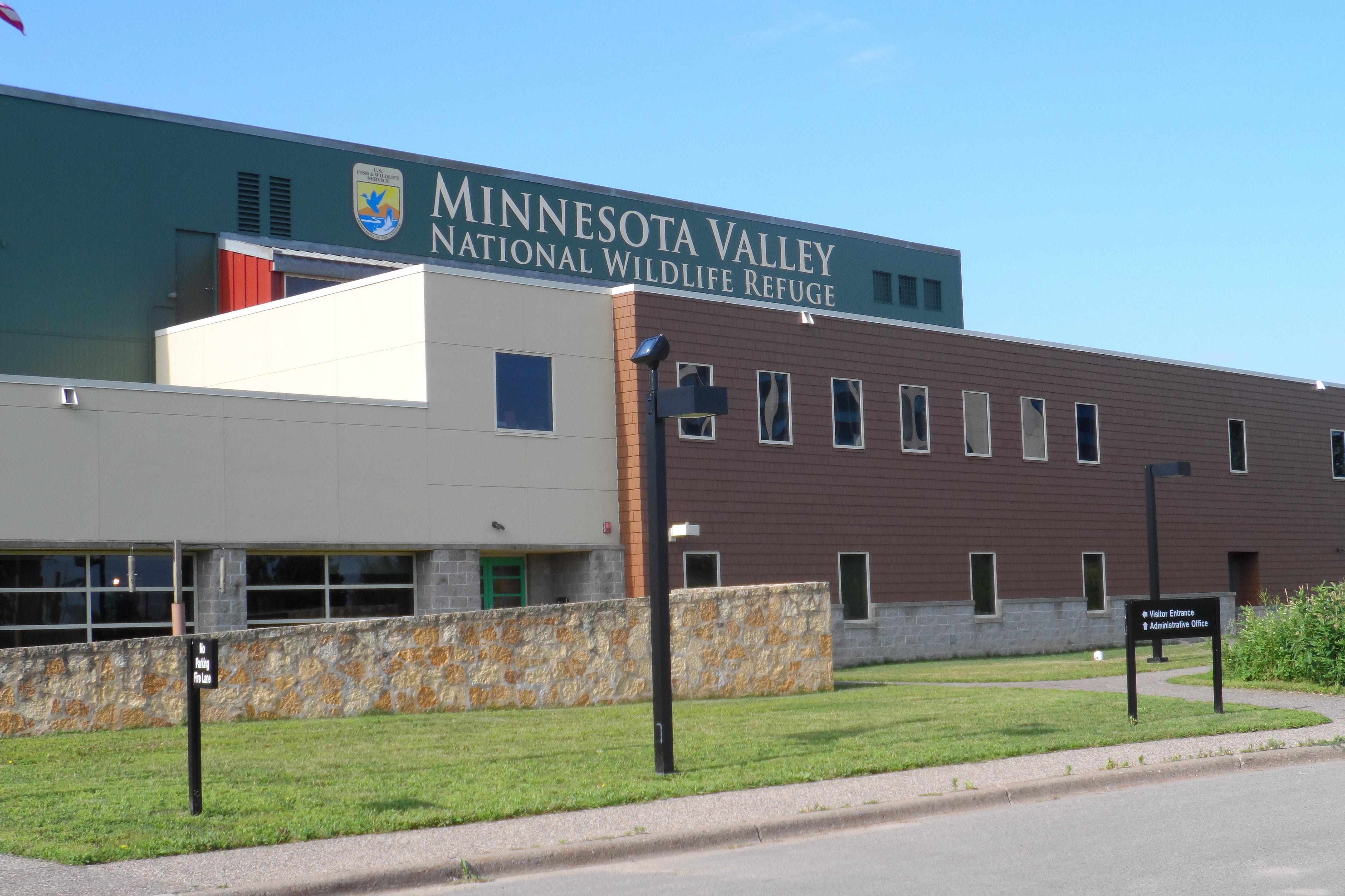 Holiday Inn Express & Suites Bloomington West By Ihg Exterior foto